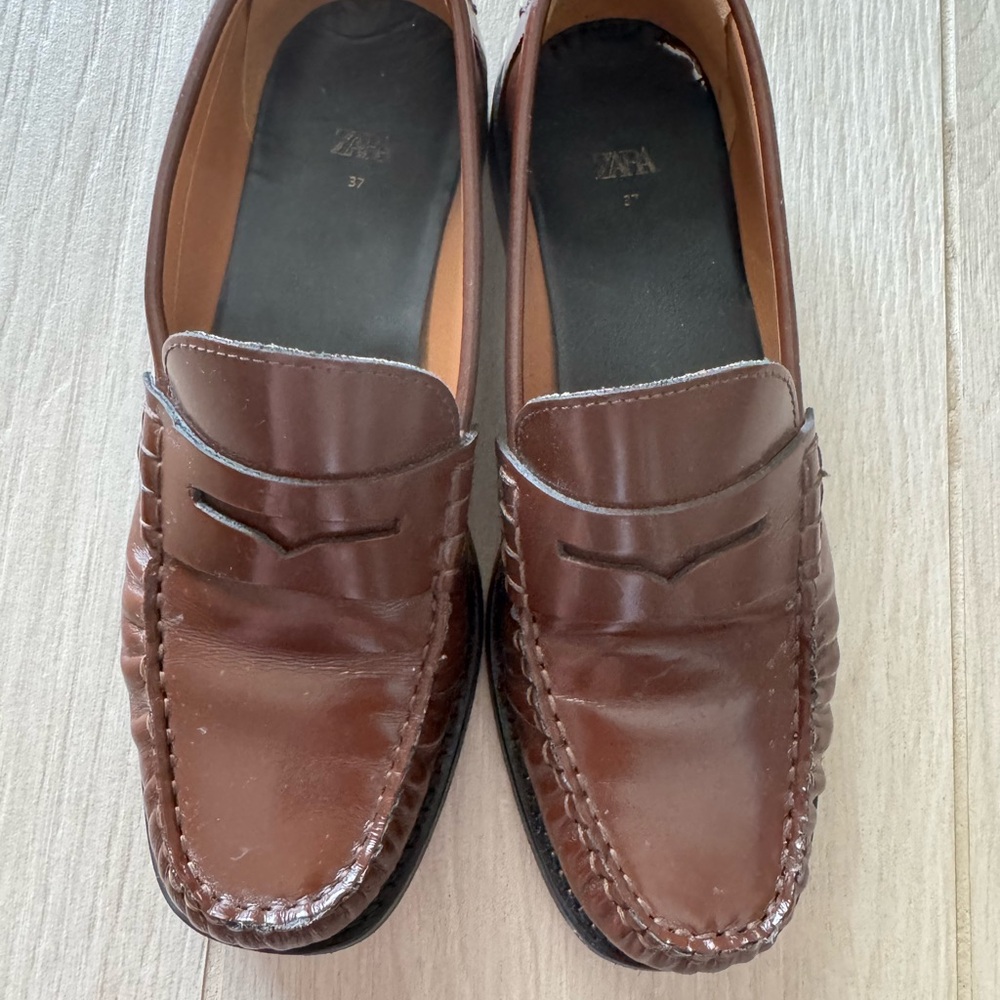Zara Men's Rich Brown Leather Loafers